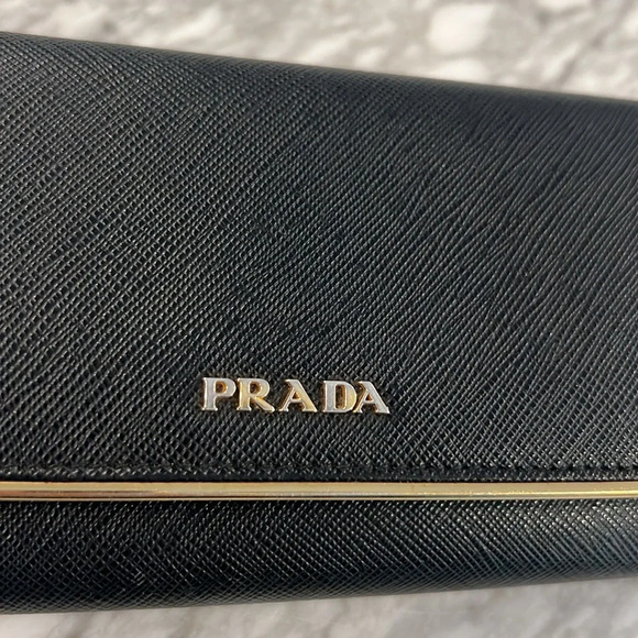 Prada Wallet- Pre Loved Good Condition - Picture 3 of 7